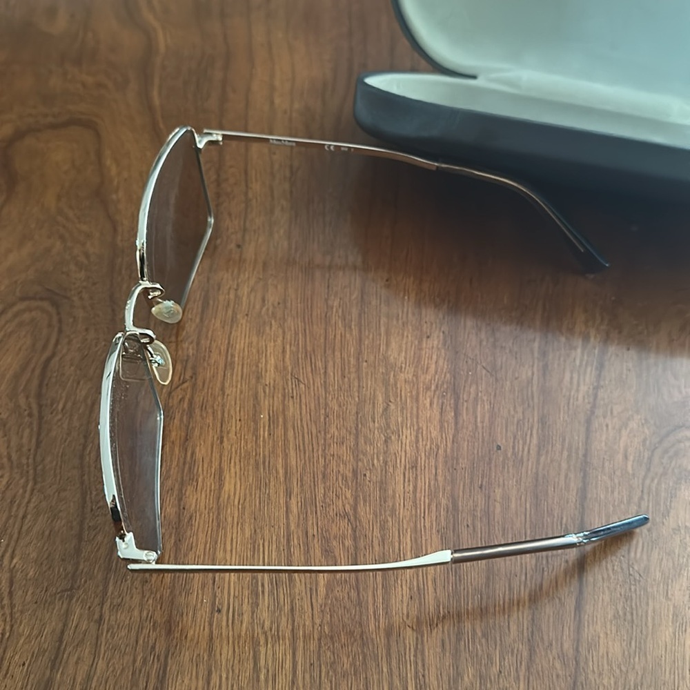 MaxMara gold square sunglasses + case - Picture 3 of 5